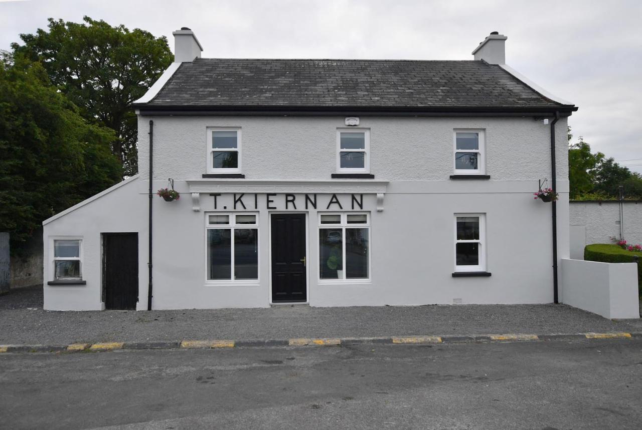Kiernan'S Self Catering & Accommodation Legan Exterior foto